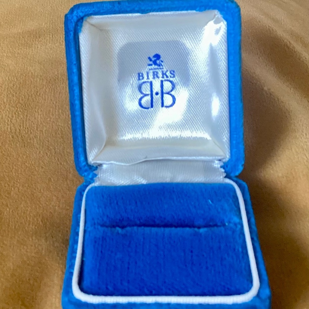 BIRKS  blue velvet ring gift presentation box 1960s VINTAGE